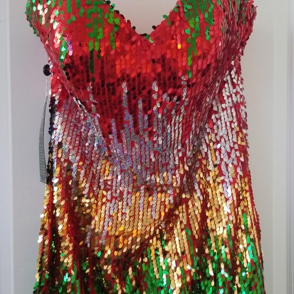 Dresses & Skirts - 🧿BOGO$7 NWT Sequins Gown🧿